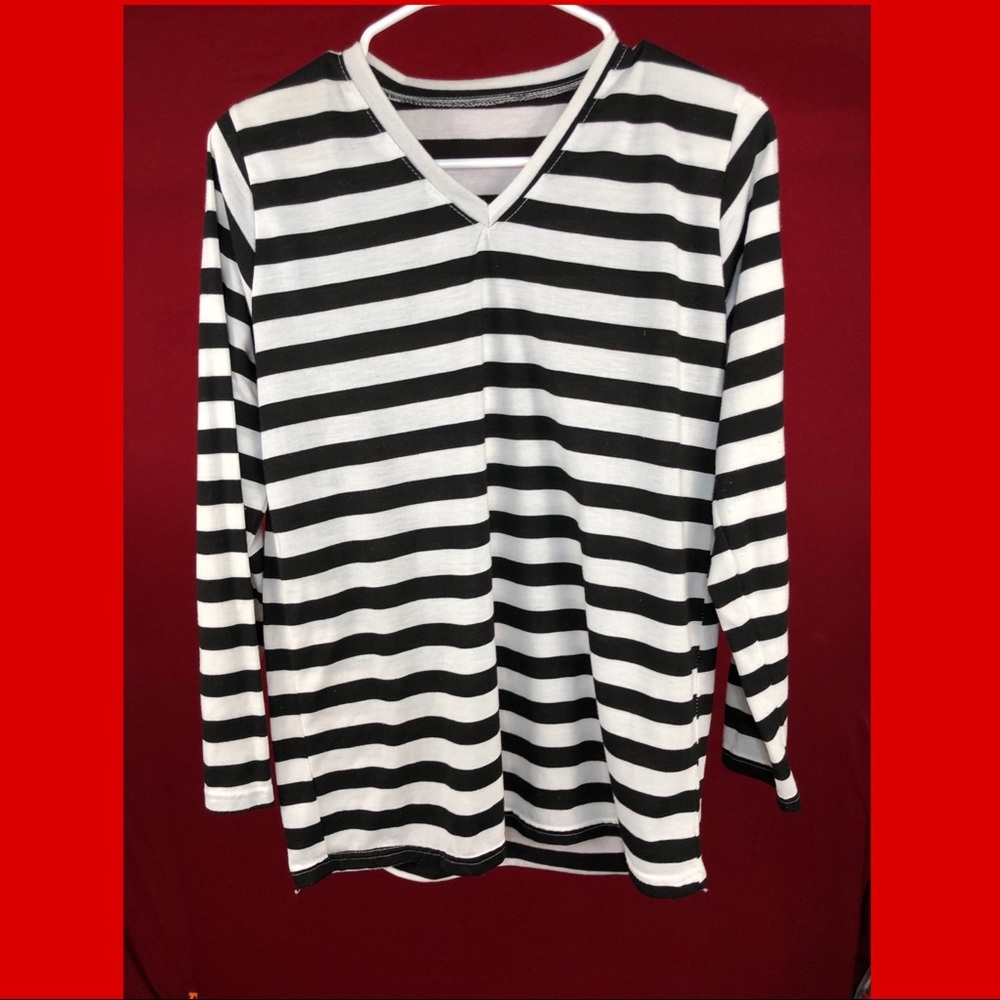 V-neck black&white long sleeve